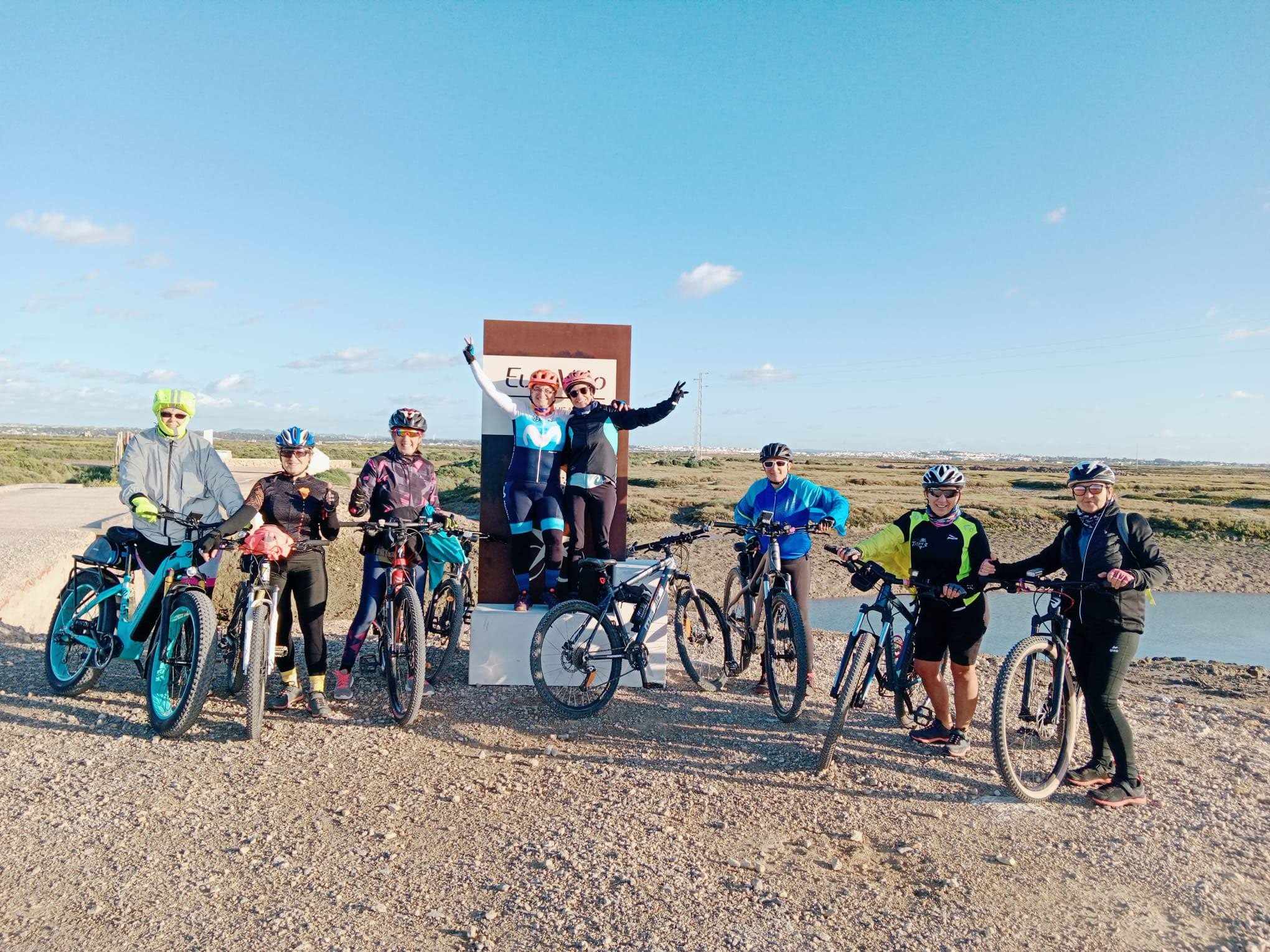 Historia de Cyrusher Rider: El viaje de Cristina hacia la independencia con el Kuattro