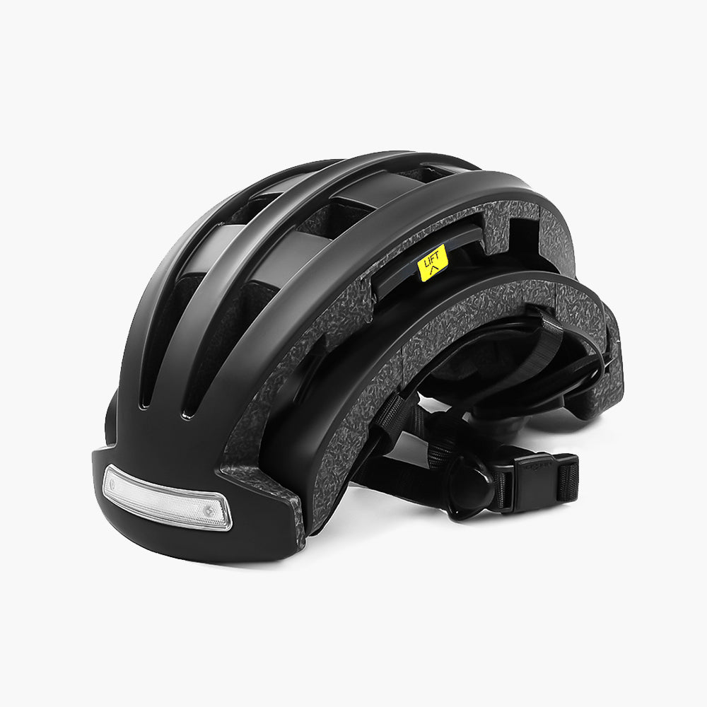 Casco de bicicleta plegable con luz.