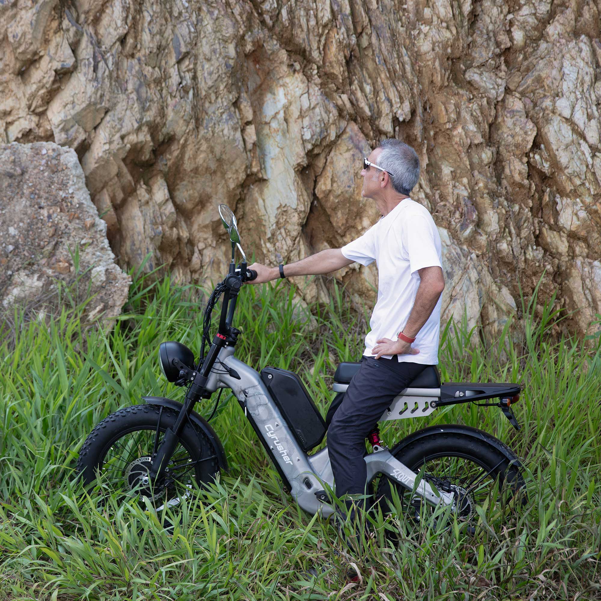 Scout Pro Bicicleta electrica con doble suspensión, doble motor y doble bateria