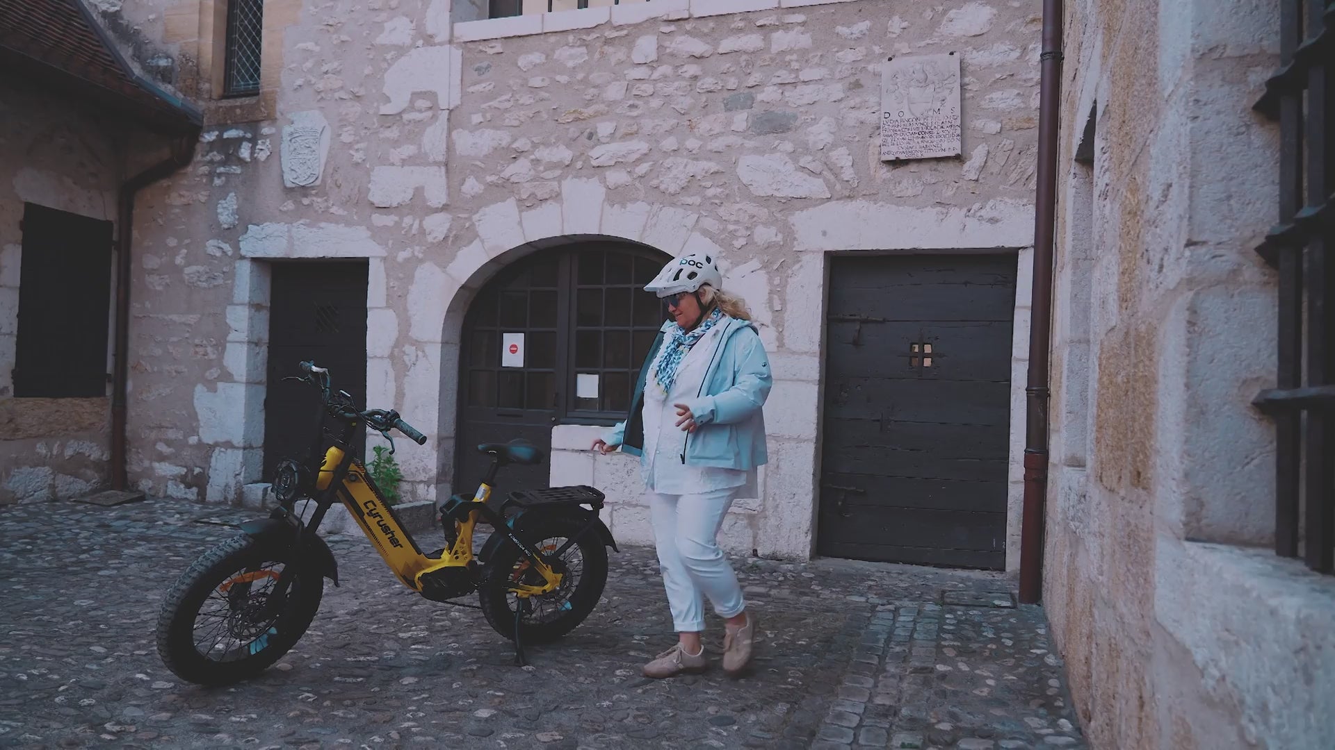 Cargar video: 